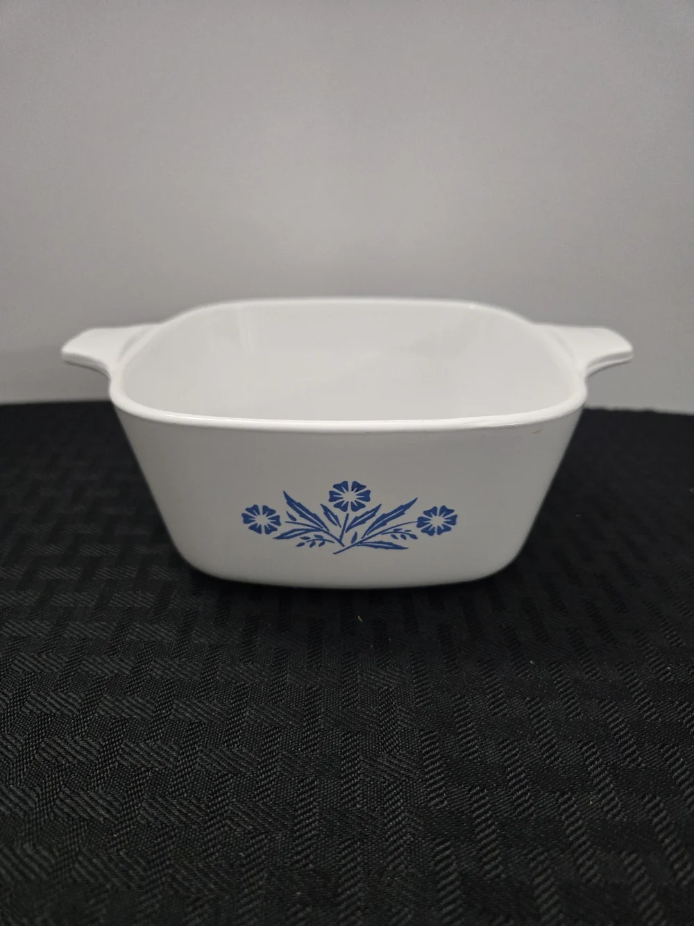 Vintage Blue Floral Casserole DishVintage CorningWare Blue Cornflower P-43-B 2 3